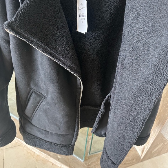 The Coziest New Jacket XS Loft take 20% off - Picture 3 of 8